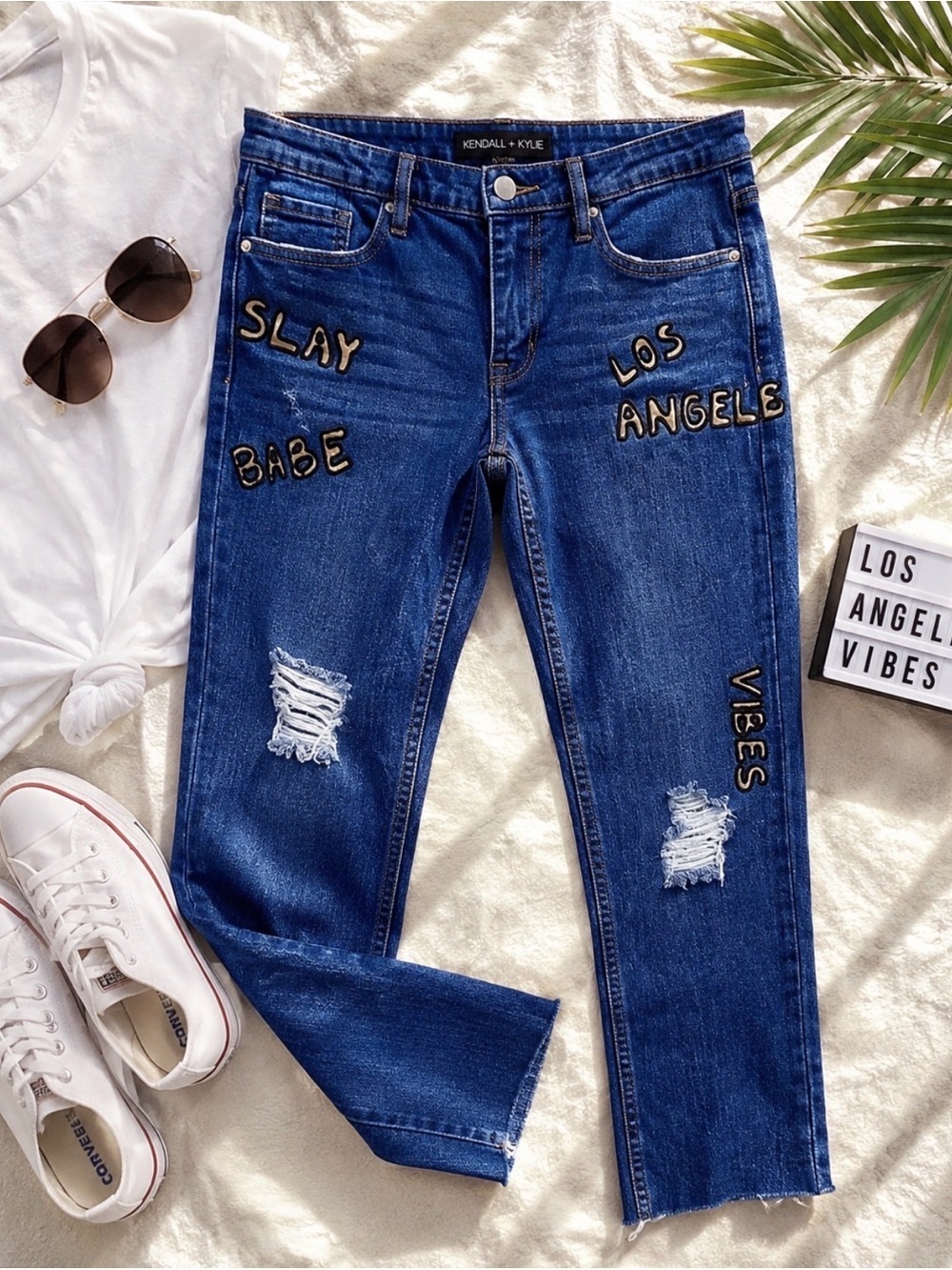 Kendall + Kylie Slay Babe Los Angeles Distressed Boyfriend Jeans NWT Size 24
